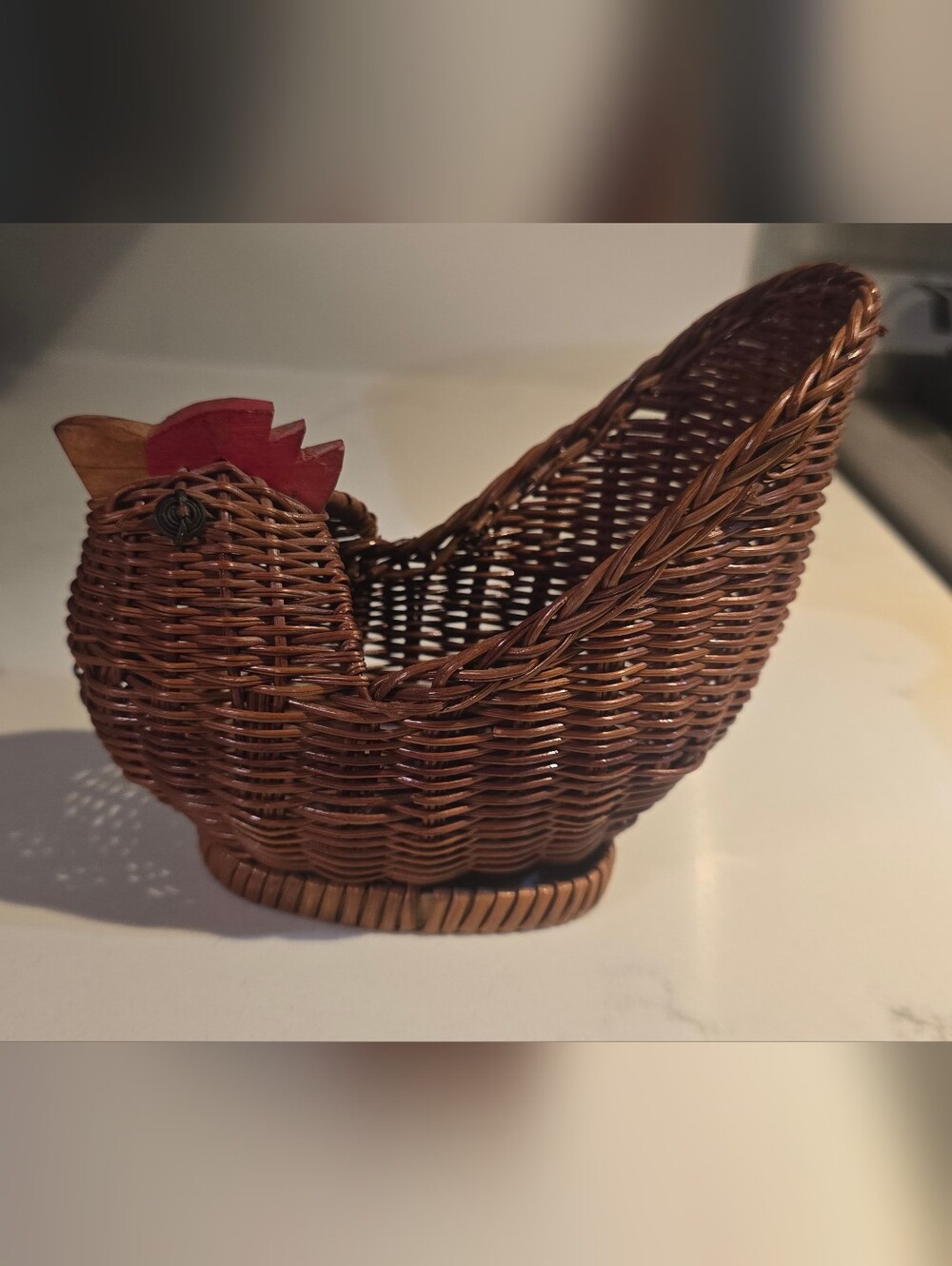 Vtg Avon Woven Wicker Hen Chicken Basket Wooden Beak Boho Country Kitchen Decor